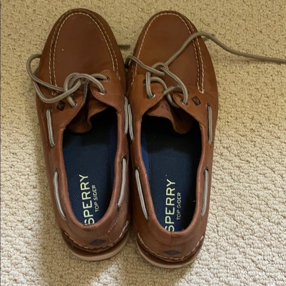 Worn sperry shoes - Picture 1 of 3